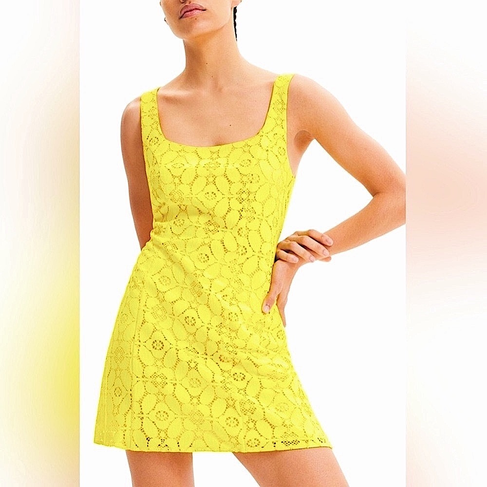 NWT DESIGUAL Short lace dress for women S